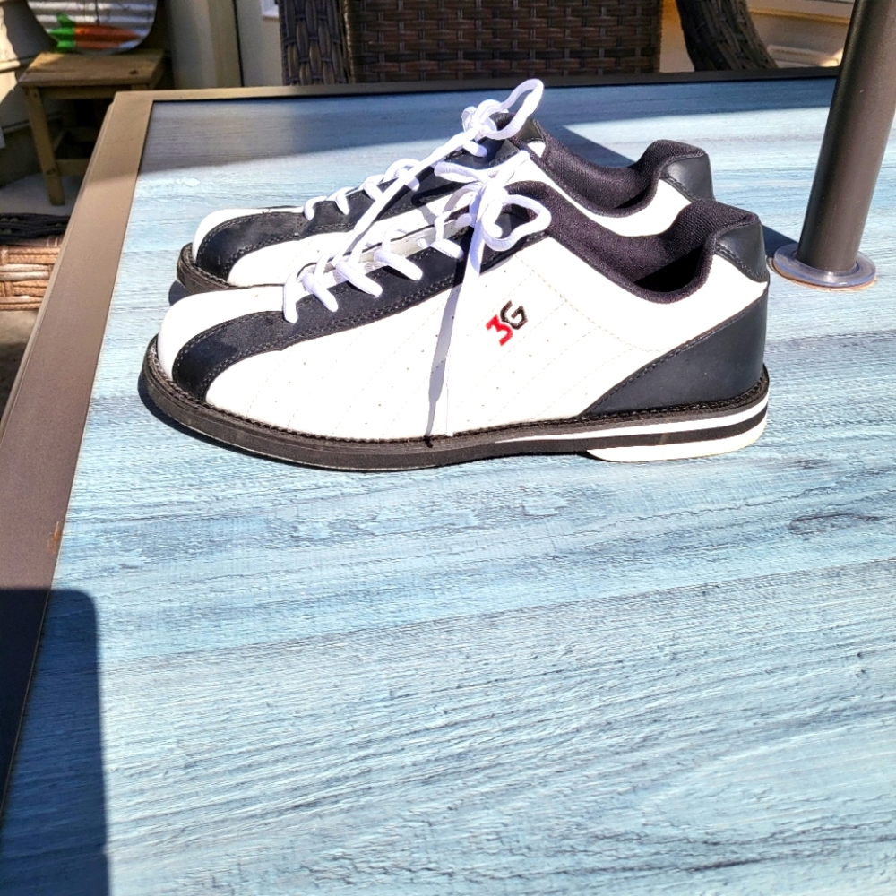 3G Unisex Kicks SK Black & White Bowling Shoes
